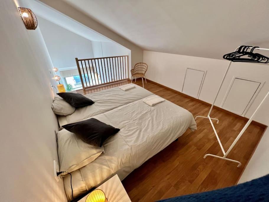 Apartamento Espacioso Y Familiar Terrassa Extérieur photo