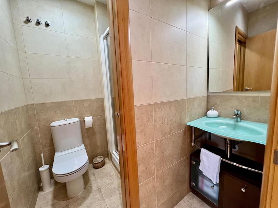Apartamento Espacioso Y Familiar Terrassa Extérieur photo