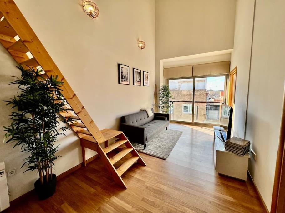 Apartamento Espacioso Y Familiar Terrassa Extérieur photo